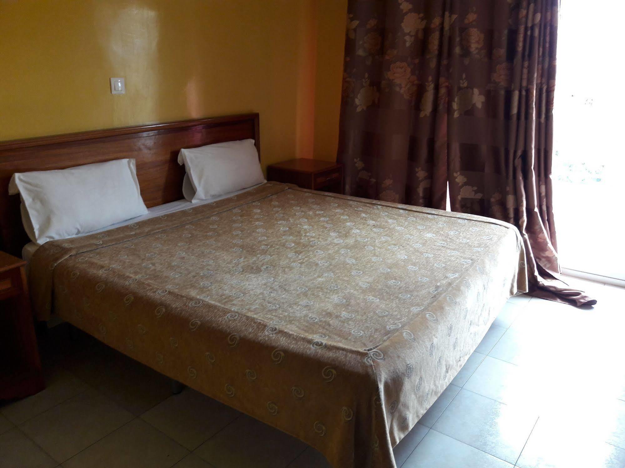 Residence De La Porte Du Millenaire Dakar Exteriér fotografie